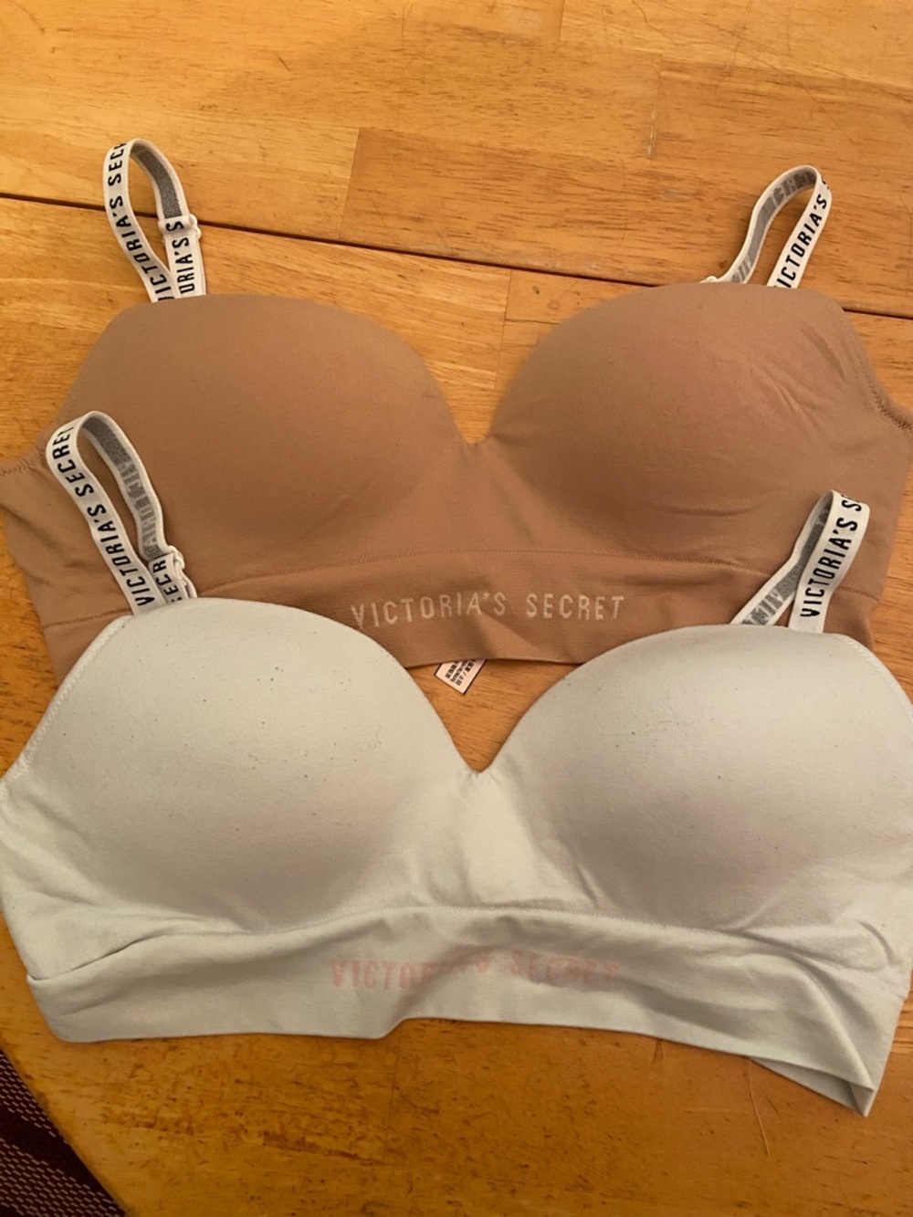 Victoria’s Secret bras (lot of 2)